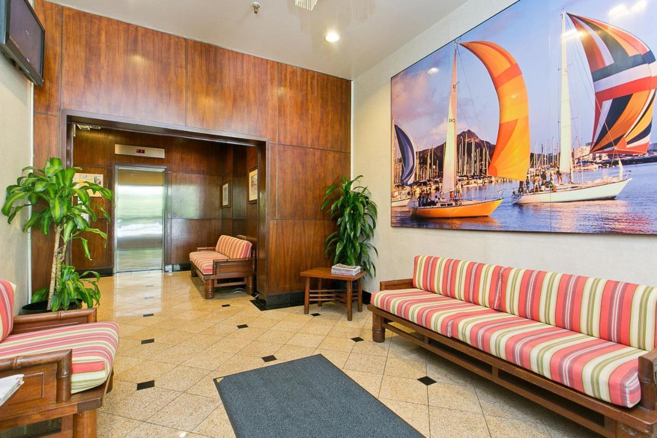 Marina Tower II Honolulu Exterior photo