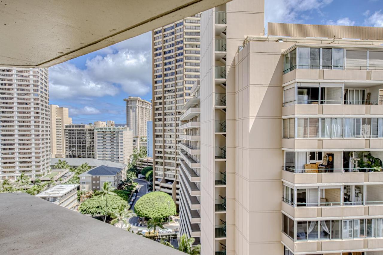 Marina Tower II Honolulu Exterior photo